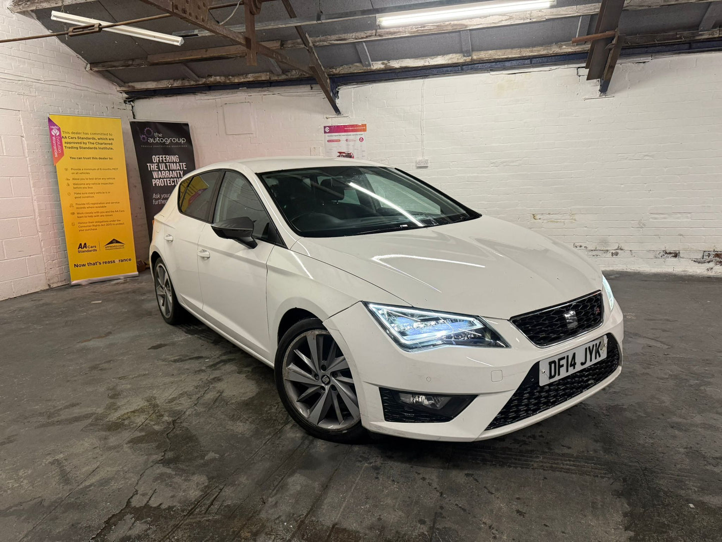 2014 SEAT Leon FR Technology 2.0 TDI 150  White – £2,995